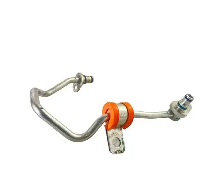 Coolant pipe/hose