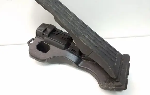 Volkswagen Jetta VI Accelerator throttle pedal 1K1723503AF