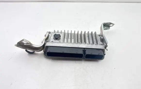 Toyota Auris E180 Engine control unit/module 896610ZU60 MB2756009480