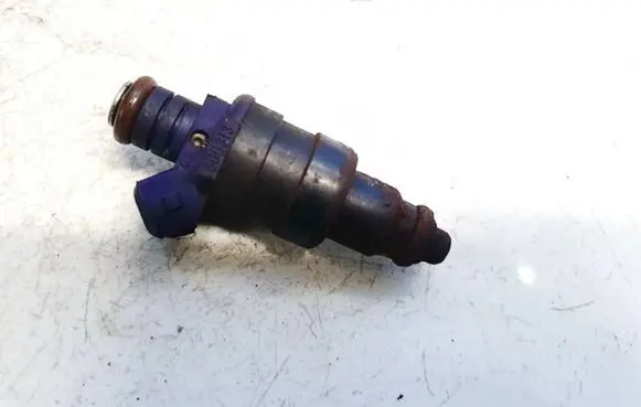 Fuel injector
