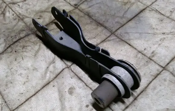 Land Rover Discovery Sport Rear control arm FK725K832A