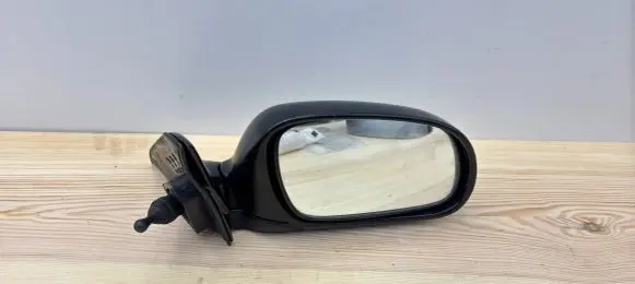 Hyundai Accent Manual wing mirror E4022061