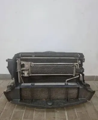 Mercedes-Benz E C207 W207 Radiator set A2045000293 A2045003603