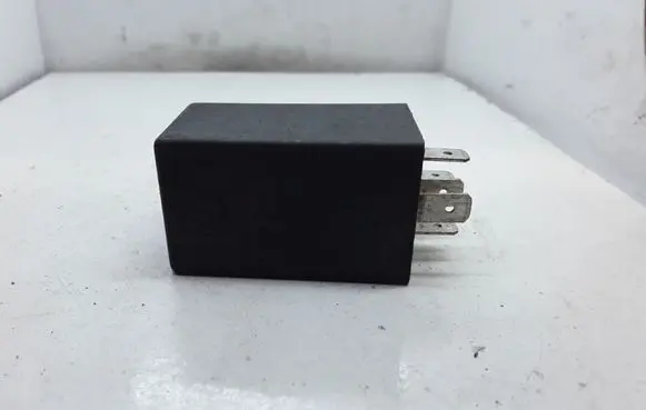 Audi A6 S6 C6 4F Other relay 7038900210 90459301
