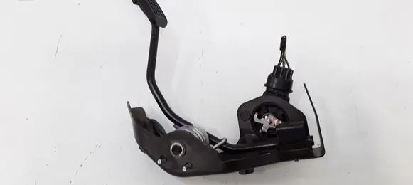 Toyota Avensis T250 Accelerator throttle pedal 7811135030