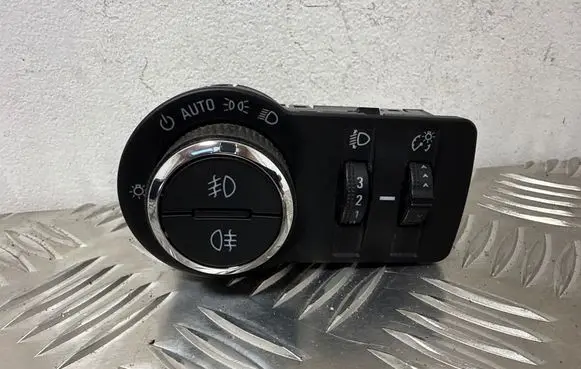 Opel Mokka Light switch 95297422 10026915 20151126