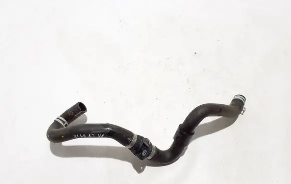 Volvo XC40 Engine coolant pipe/hose 32138727