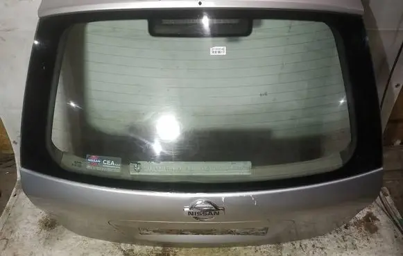 Nissan Almera Tino Tailgate/trunk/boot lid pilkas