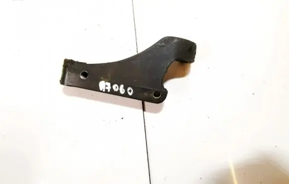 Seat Alhambra (Mk1) Engine mounting bracket