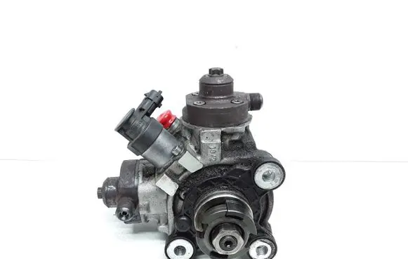 Volvo V60 Fuel injection high pressure pump 31372081 0445010681
