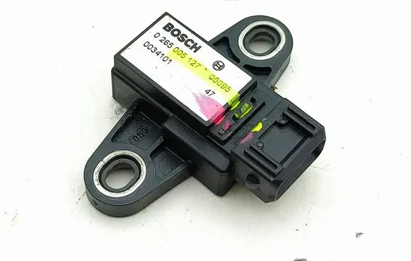 Maserati Quattroporte ESP acceleration yaw rate sensor 0265005127