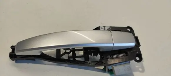 Opel Astra H Front door exterior handle