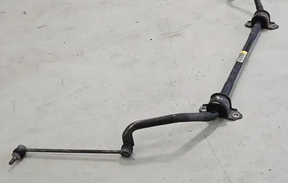 BMW M6 Front anti-roll bar/sway bar 2284511 15008100