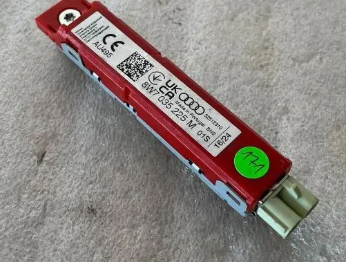 Audi A5 Aerial antenna amplifier 8W7035225M