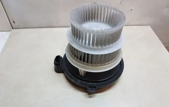Lexus GS 250 350 300H 450H Heater fan/blower 5013