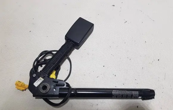 Mercedes-Benz E W211 Front seatbelt buckle 2118601969SSW A2118601969