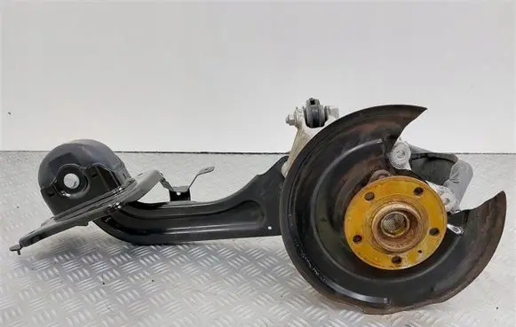 Volvo XC40 Stub axle 32221149