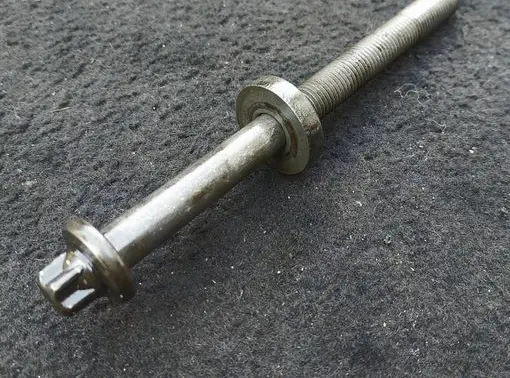 BMW 5 E60 E61 Cylinder head bolts 