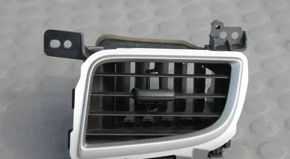 Mitsubishi L200 Dashboard side air vent grill/cover trim MIT8030A316ZZ 8030A262ZZ 8030A316ZZ