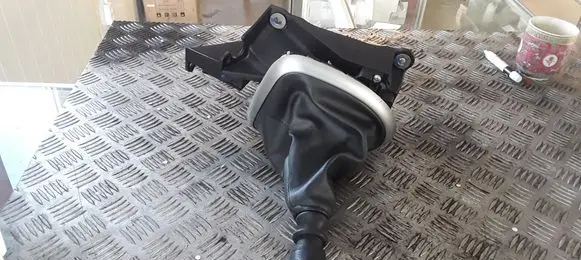 Nissan Qashqai Gear shifter/selector JD200
