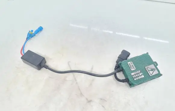 Toyota GT 86 Headlight ballast module Xenon 