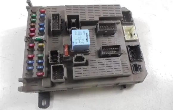 Citroen C5 Fuse box set 9647448280