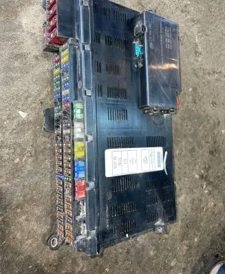BMW X5 E53 Fuse box set 8380409 6907395