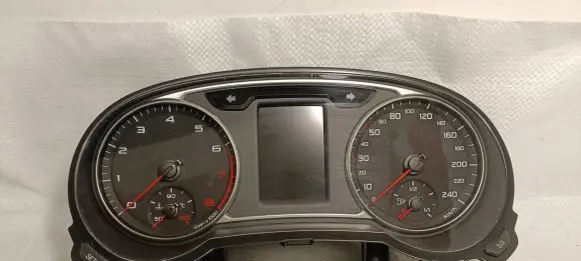 Audi A1 Speedometer (instrument cluster) 8X0920930M 0340H01 1473920489