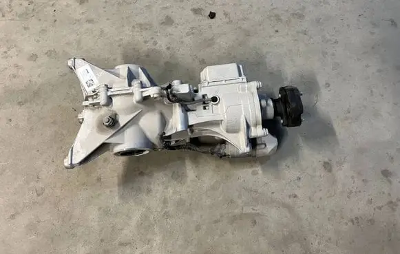 BMW X1 U11 Rear differential 8881536 888153601