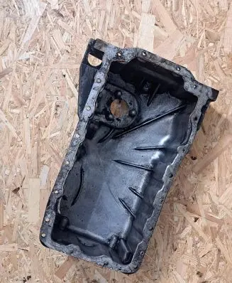 Oil sump