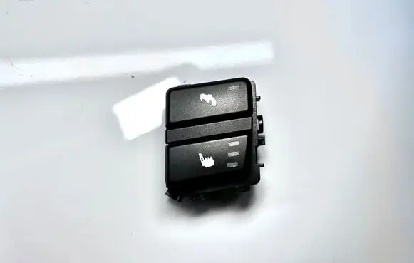 BMW 5 E60 E61 Seat heating switch 9159077 602299 9159077 02