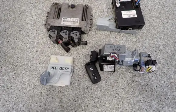 Suzuki Grand Vitara II Other control units/modules 0281016343