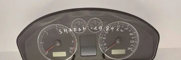 Volkswagen Sharan Speedometer (instrument cluster) 88311245