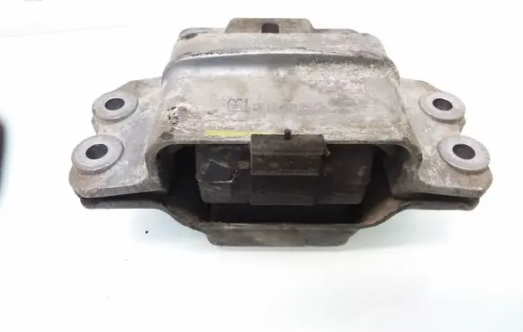 Skoda Octavia Mk2 (1Z) Gearbox mount 1K0199555M