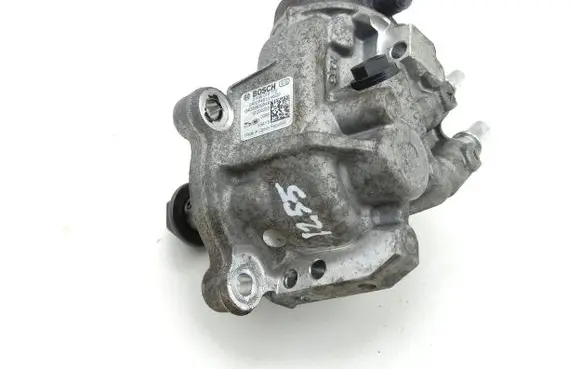 Land Rover Evoque II Fuel injection high pressure pump 0445010772 G4D39B395AB 10200203