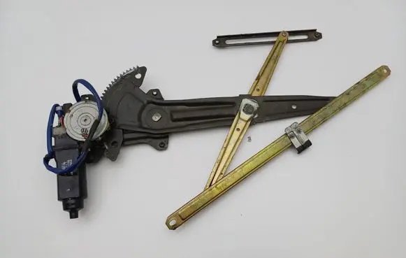 Suzuki Swift Cultus Front door window regulator with motor 