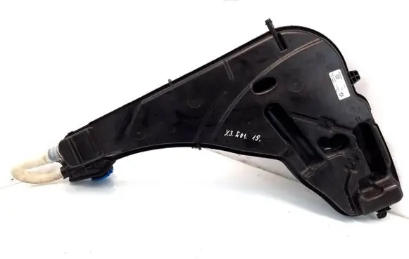 BMW X3 G01 Windshield washer fluid reservoir/tank 7399029 15889615 1S7003026526