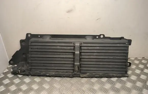 Land Rover Range Rover Sport L494 Radiator trim DK628475A