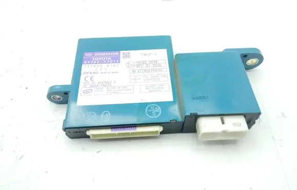 Toyota RAV 4 (XA30) Door control unit/module 8930042010