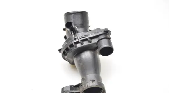Renault Trafic III (X82) Coolant pipe/hose 165761844R