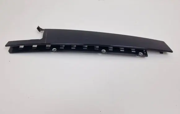 Fiat 500X Rear door glass trim molding 51940155 2600000002939
