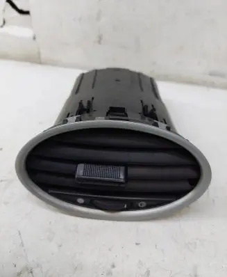 Ford Focus Dash center air vent grill 4m51a014l21ad