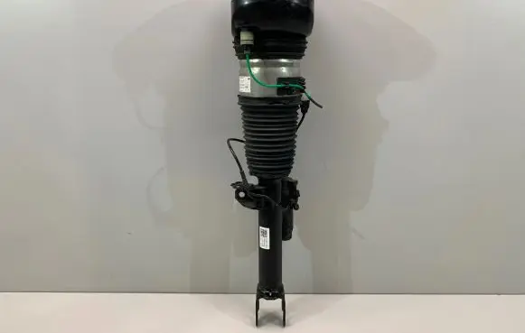 BMW 7 G11 G12 Air suspension front shock absorber 6877553