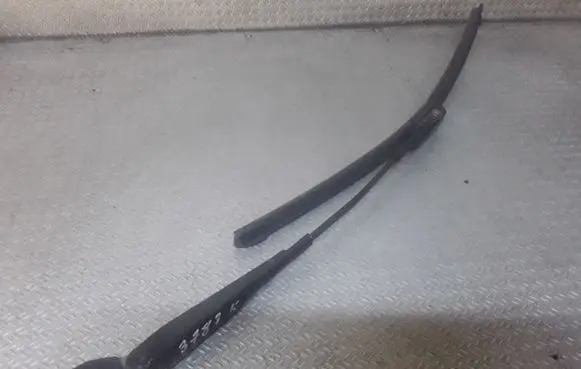 Skoda Fabia Mk2 (5J) Windshield/front glass wiper blade 5J1955409B