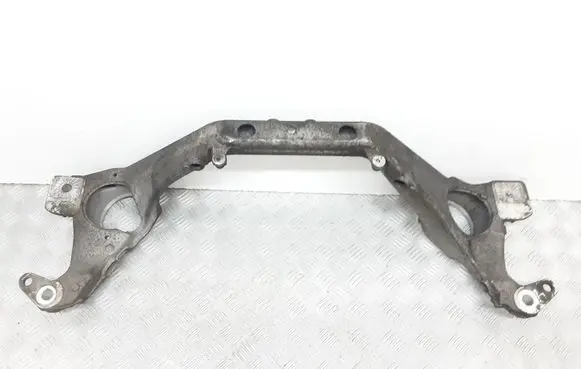 Volkswagen Touareg I Front subframe 7L8199207