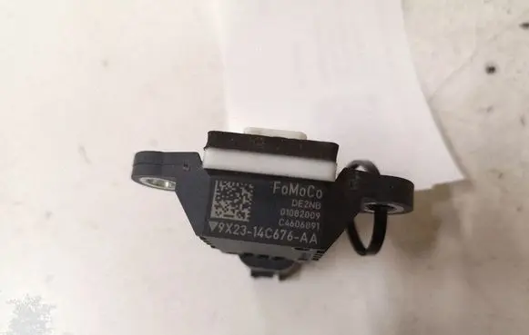 Jaguar XF X250 Airbag deployment crash/impact sensor 9X2314C676AA C4606891