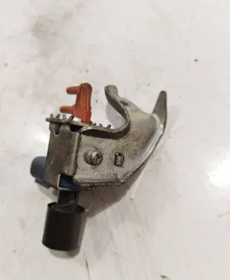 Toyota Auris 150 Vacuum valve 