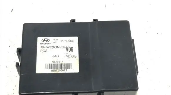 Hyundai i40 Parking PDC control unit/module 957703Z050 6526517