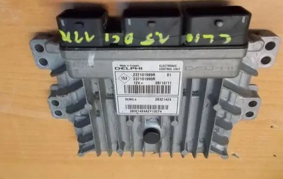 Renault Clio III Engine control unit/module ECU