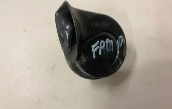 Skoda Fabia Mk2 (5J) Horn signal E910209 E1000209 091808